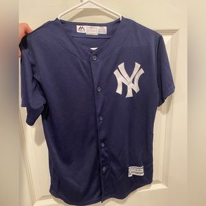 Youth Yankee navy blue baseball jersey 10/12